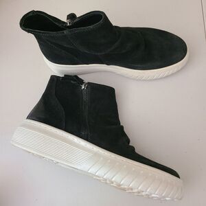 sofft portland water-resistant suede bootie ankle boots black size 7.5M